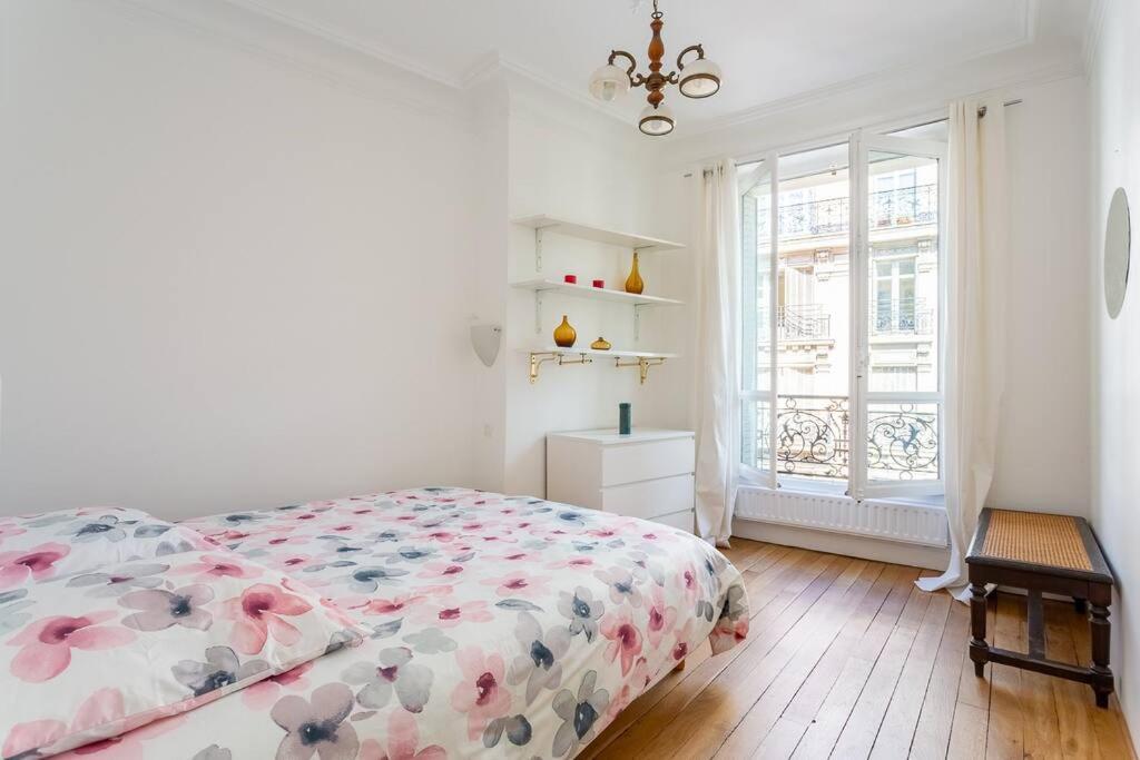 Le Marais, Fantastic View On Archives Nationales Apartment Париж Екстериор снимка